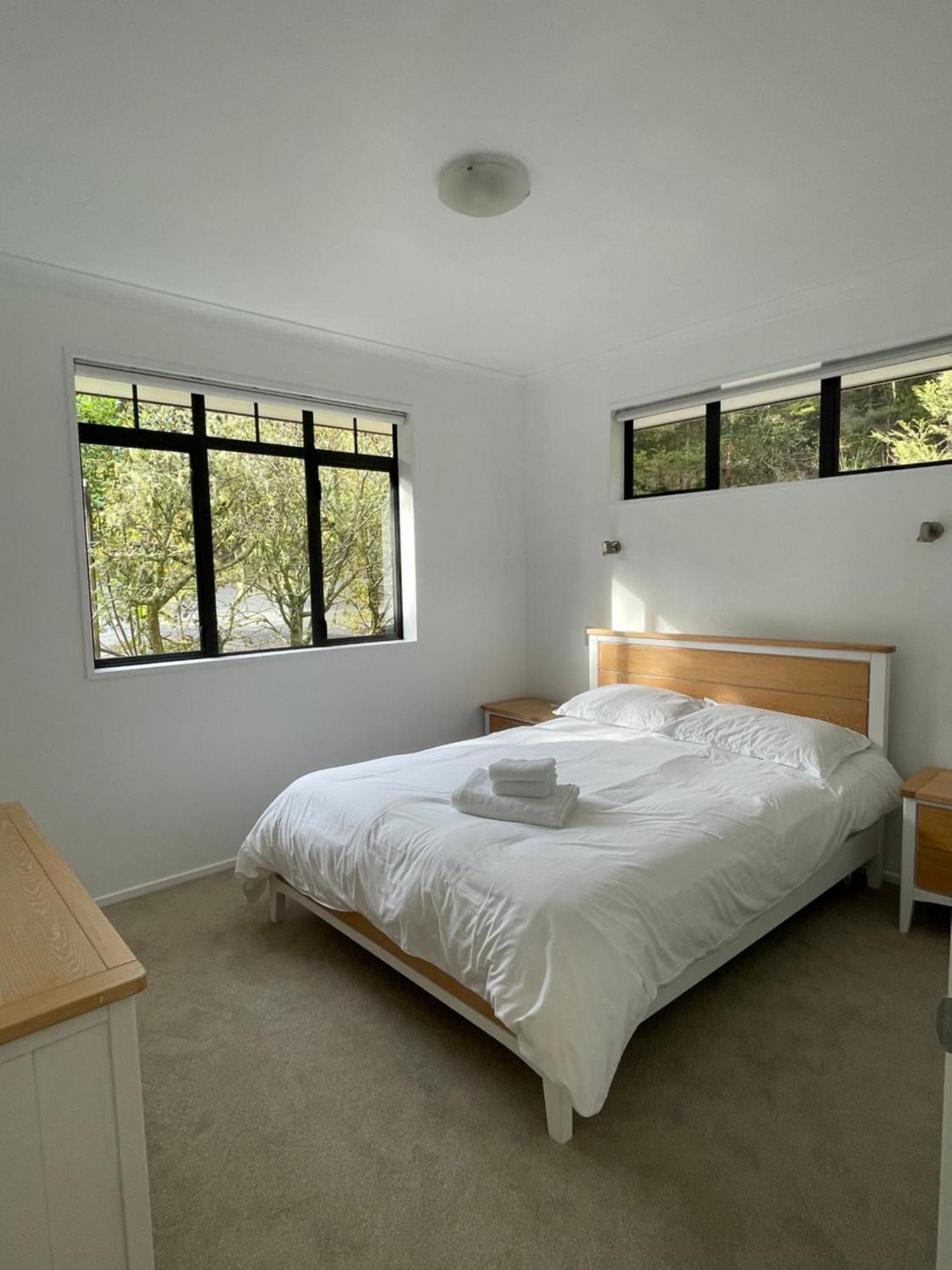 Charming Home Near Nature Auckland Extérieur photo